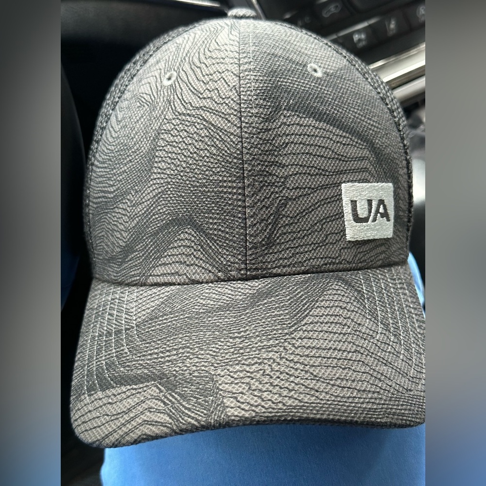 Under armour mesh trucker hat